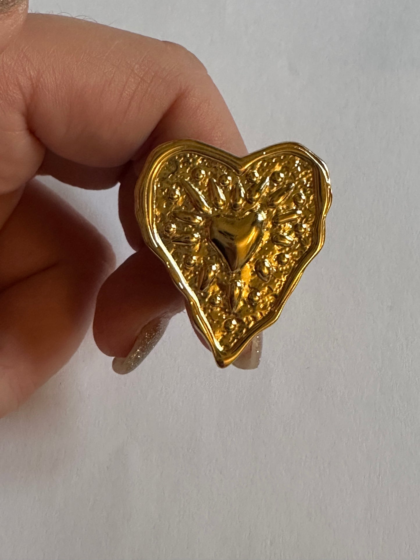 Anillo corazón de Jesús