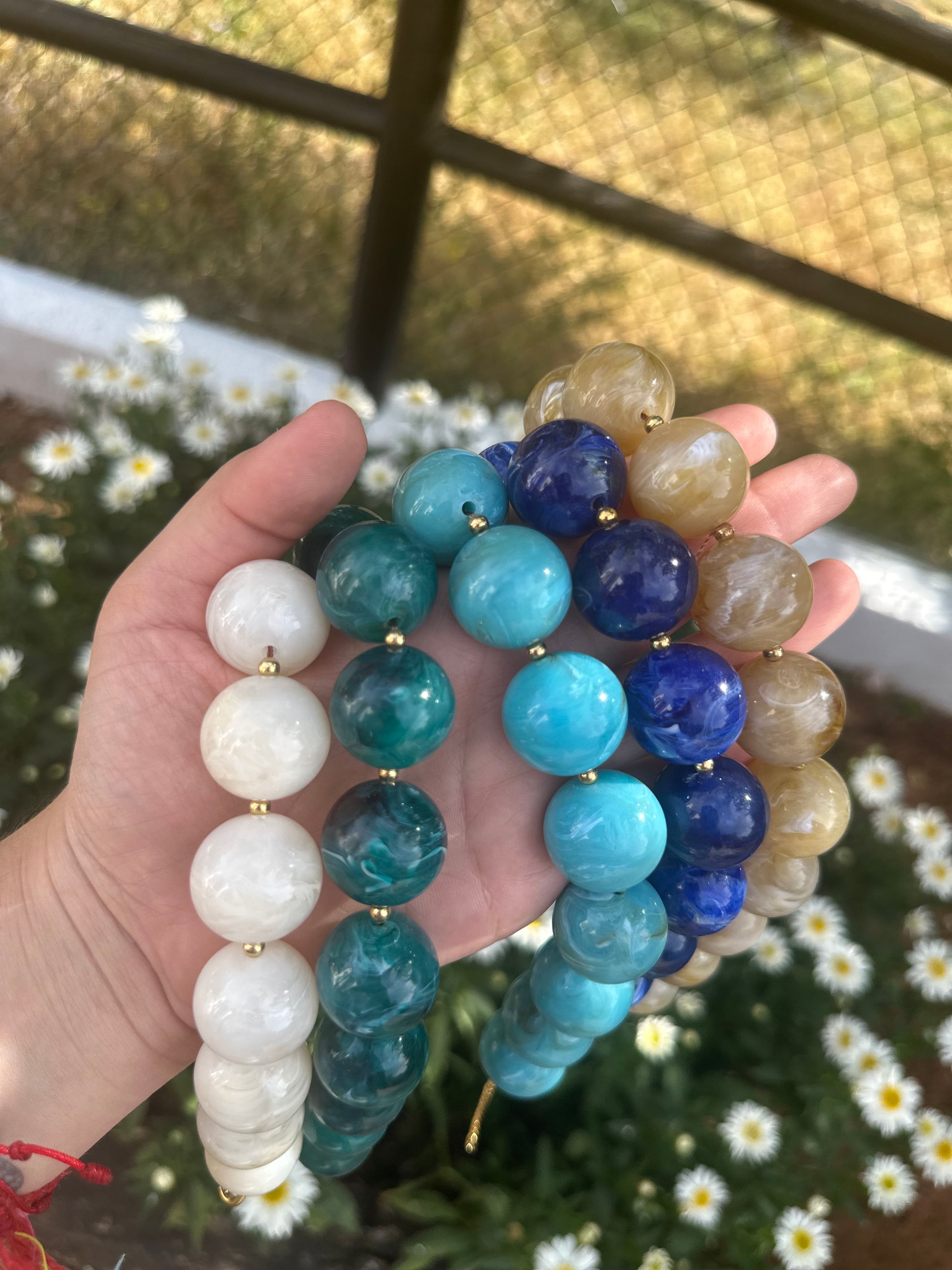 Drop collares resina bolas