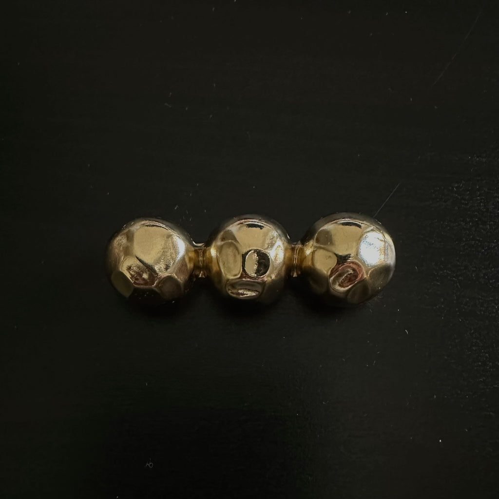 Broche puntos